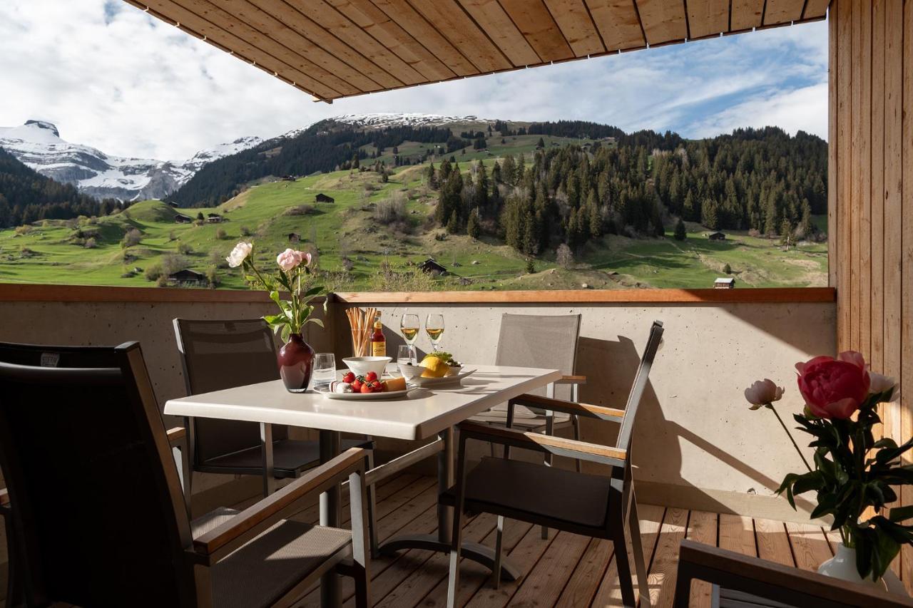 Pradas Resort Brigels Breíl Exteriör bild