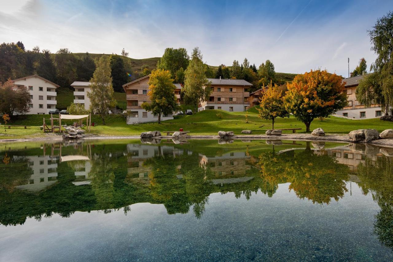 Pradas Resort Brigels Breíl Exteriör bild